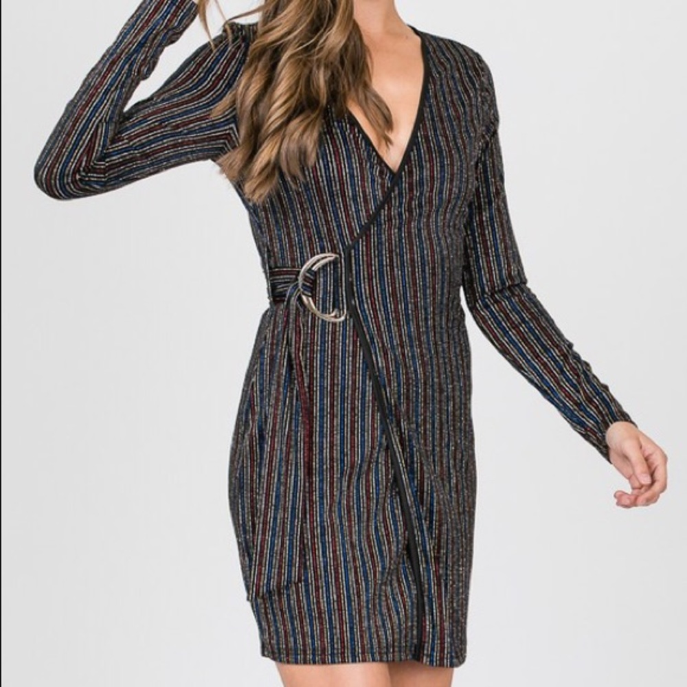 Dress - Picture 2 of 3